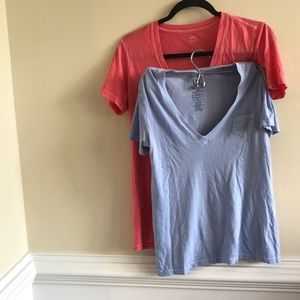 Gap pocket tee bundle